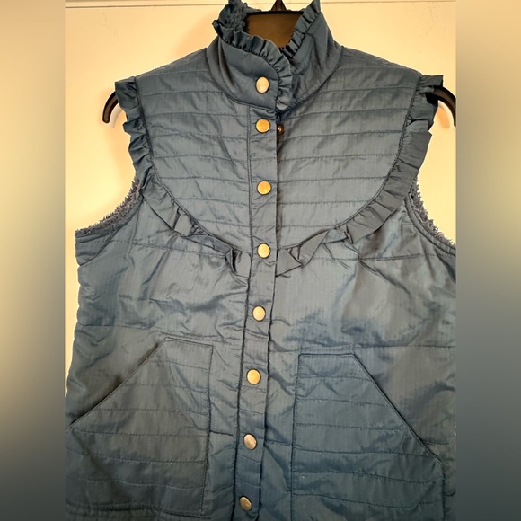 Free People Sherpa Lined Ruffle Vest - Picture 4 of 5